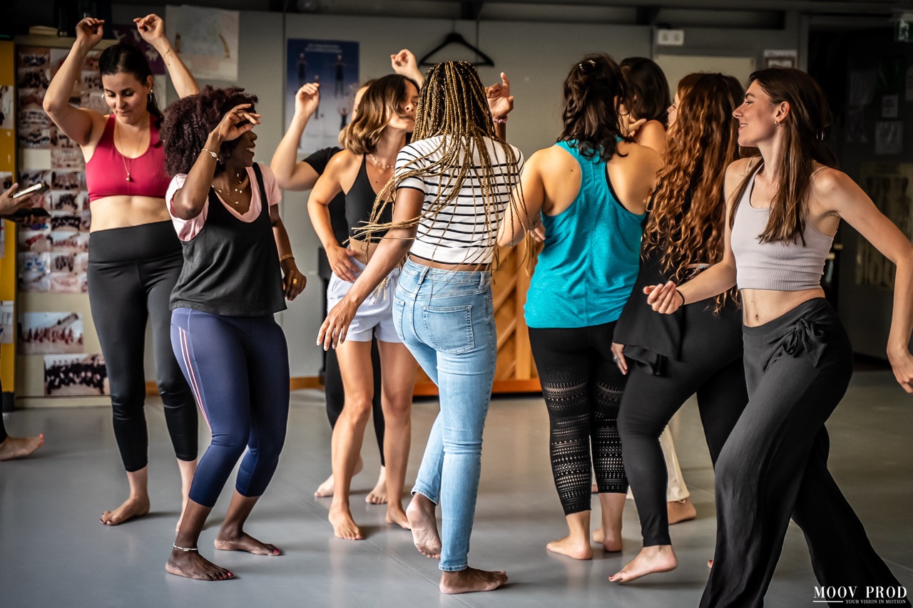 Cours de danse et bien-être au Centre Mayari